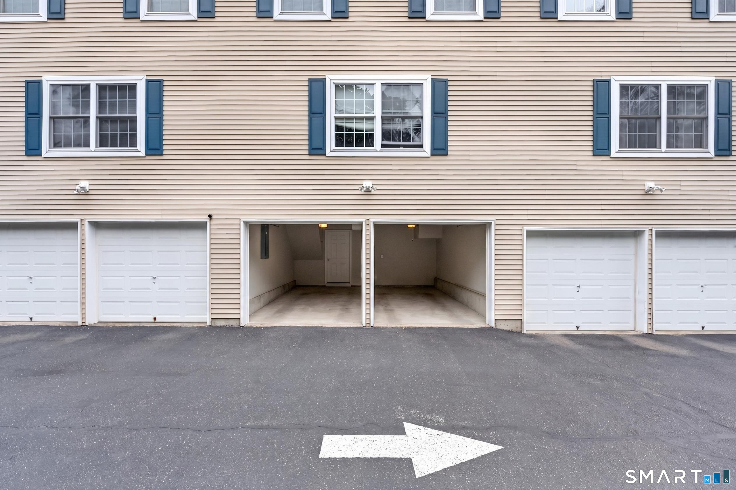 29 Town Hill Avenue Danbury CT 06810