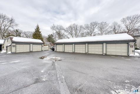 170 Heritage Village Southbury CT 06488