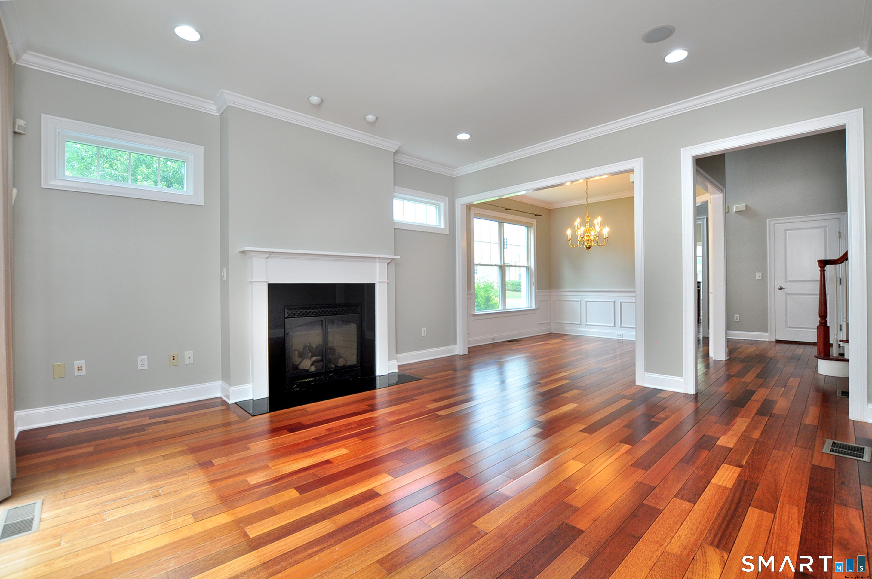104 Bradford Walk Farmington CT 06032