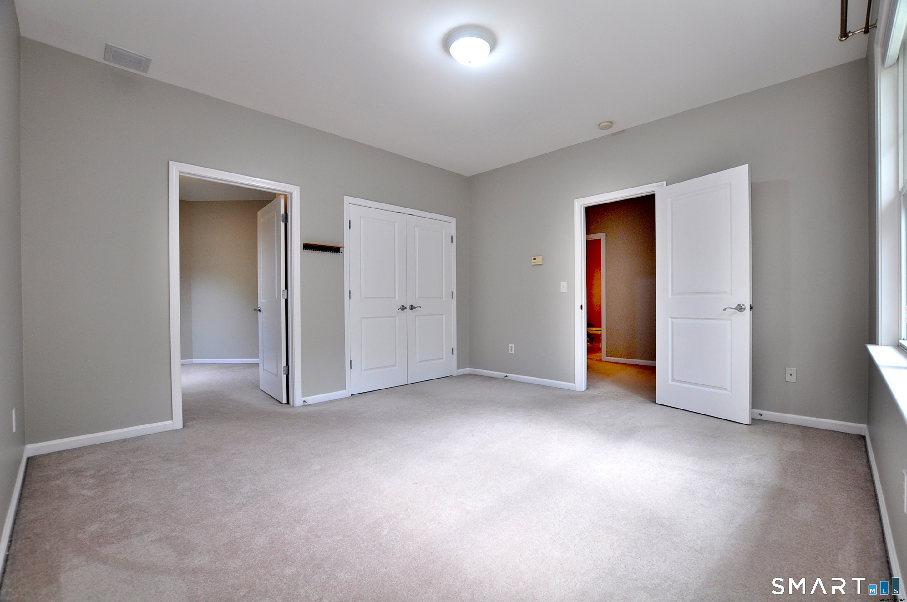 104 Bradford Walk Farmington CT 06032