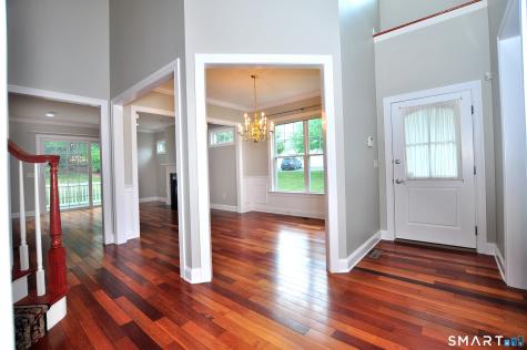 104 Bradford Walk Farmington CT 06032