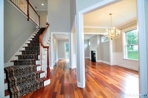 104 Bradford Walk Farmington CT 06032