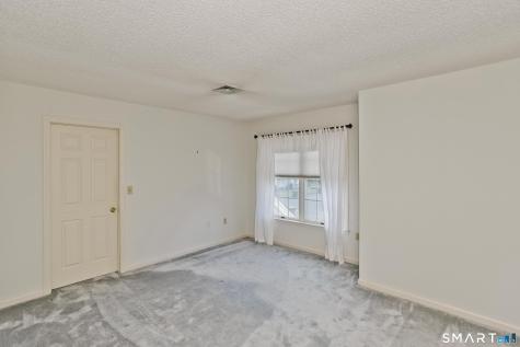 55 Dartmoor Enfield CT 06082