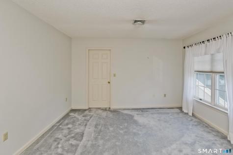 55 Dartmoor Enfield CT 06082