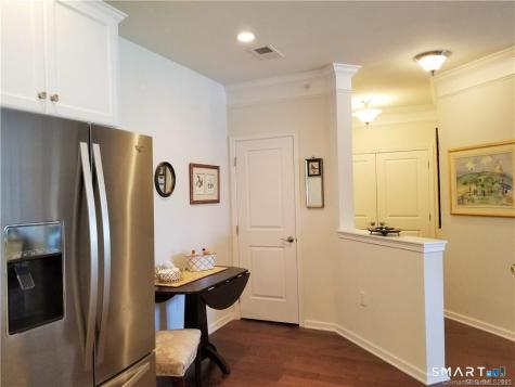 424 Center Meadow Lane Danbury CT 06810