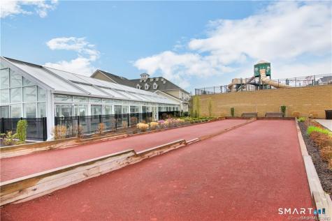 424 Center Meadow Lane Danbury CT 06810