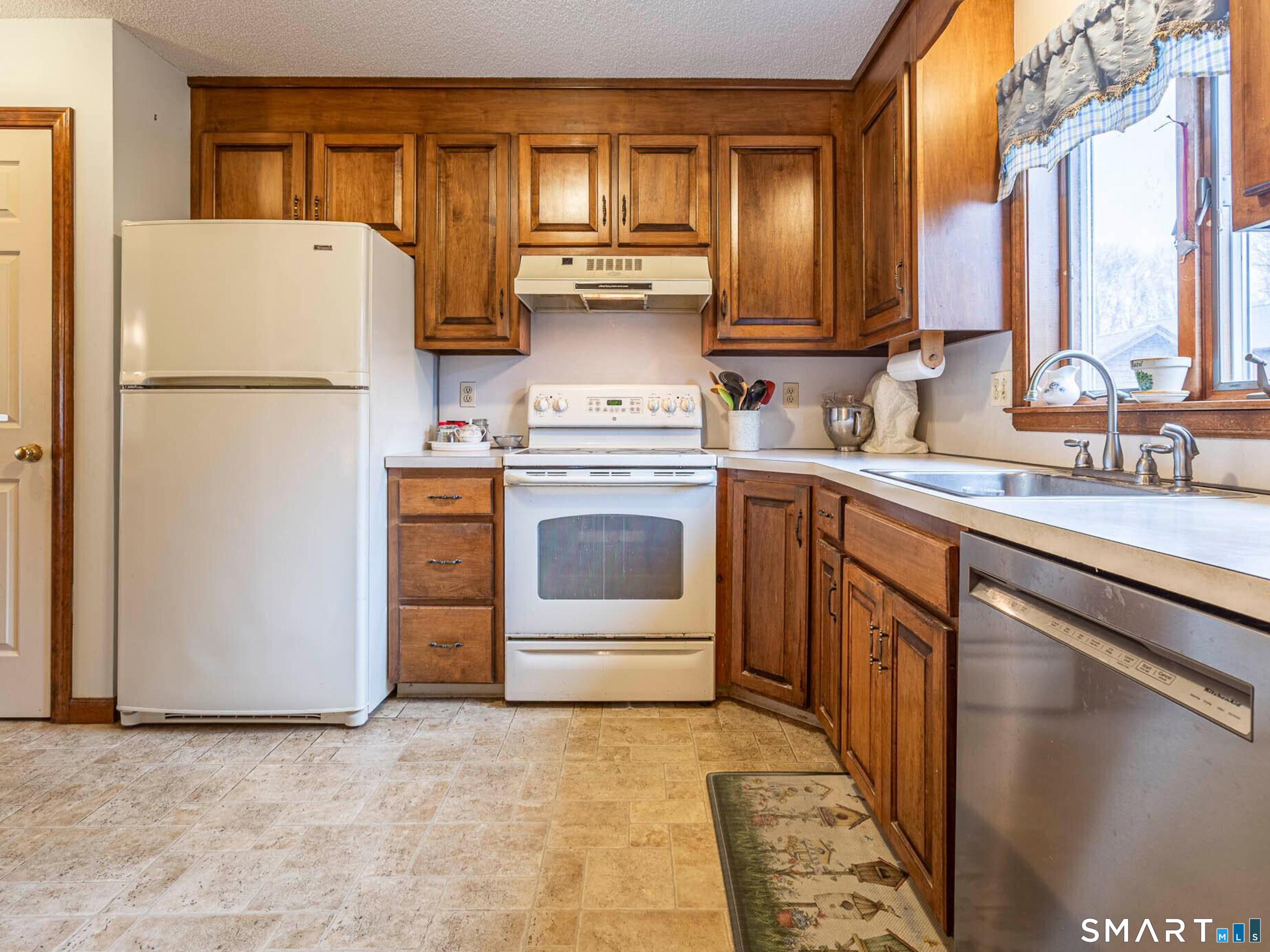 173 Candlewood Drive Enfield CT 06082