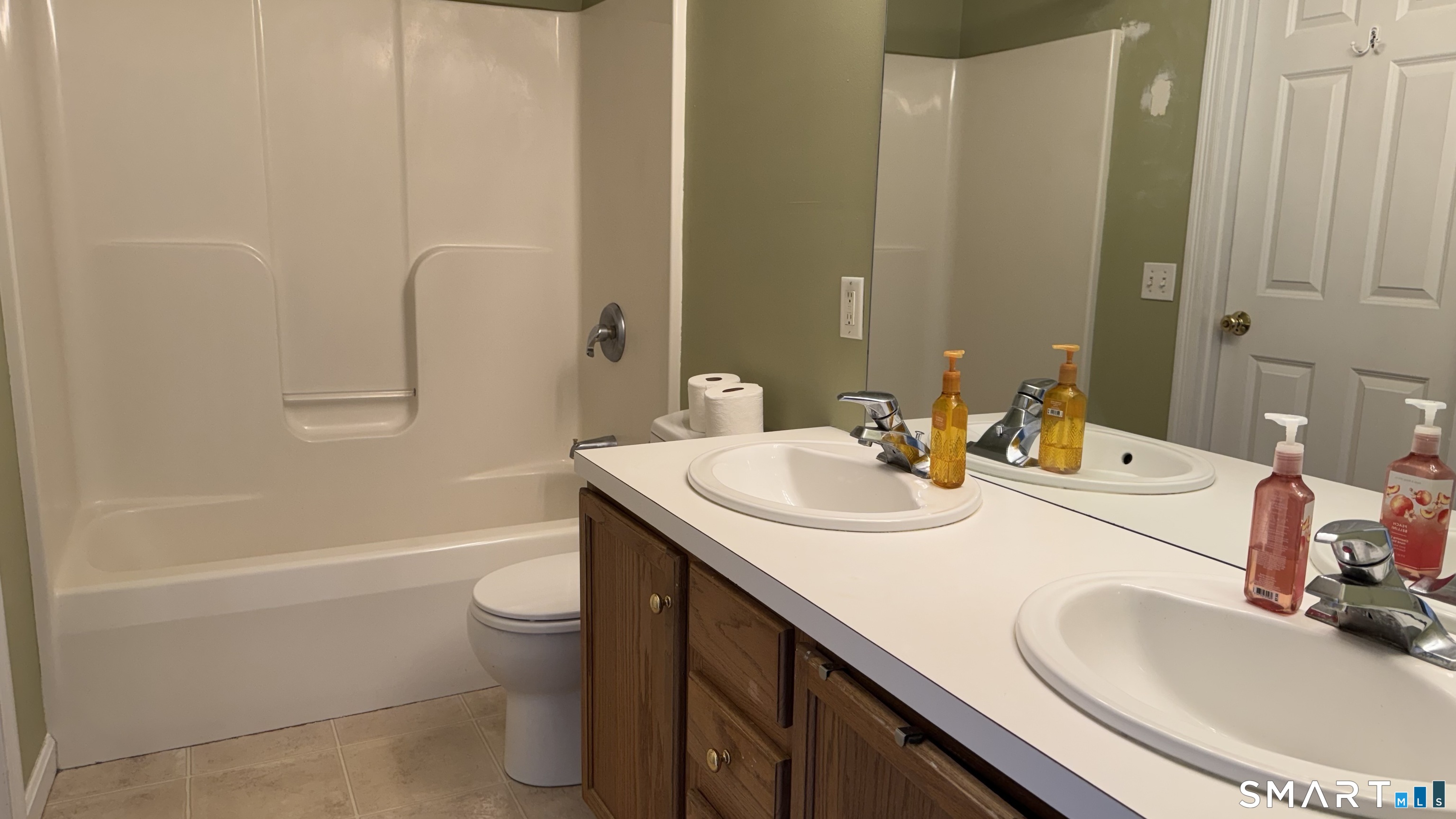 40 Mountain Laurel Way Suffield CT 06078