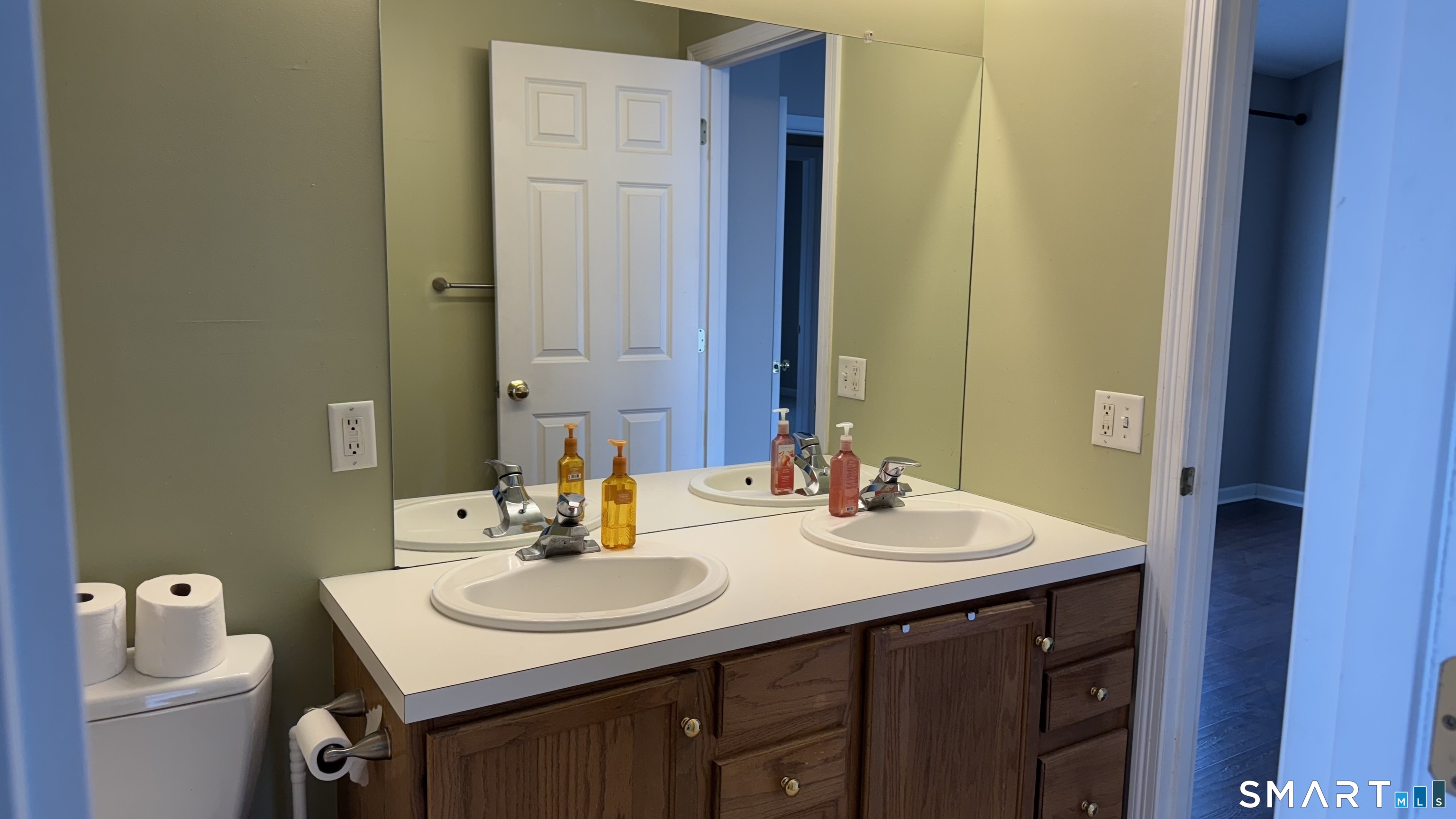 40 Mountain Laurel Way Suffield CT 06078