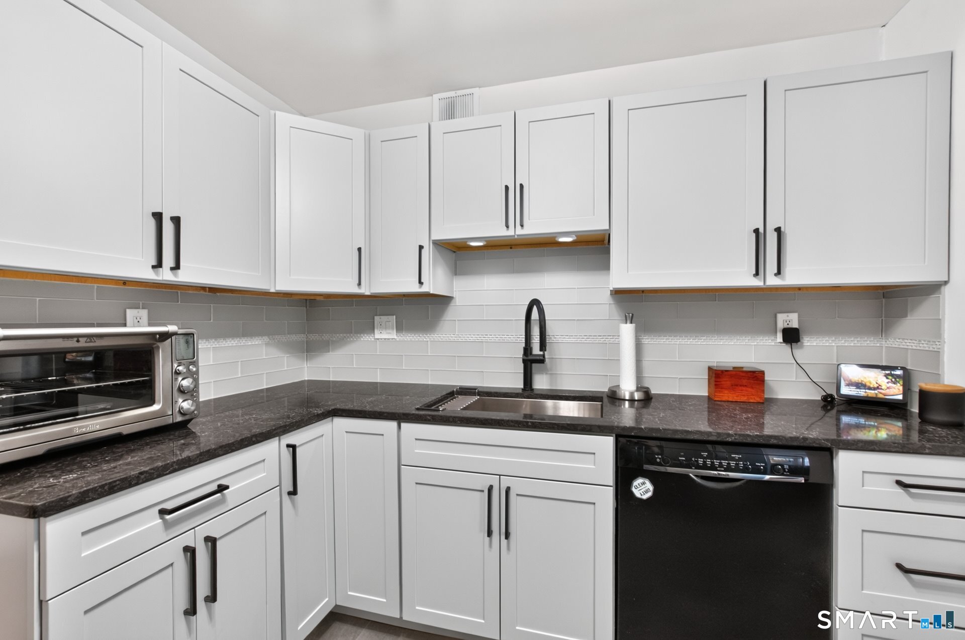 893 Farmington Avenue West Hartford CT 06119