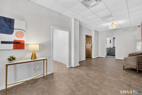 893 Farmington Avenue West Hartford CT 06119