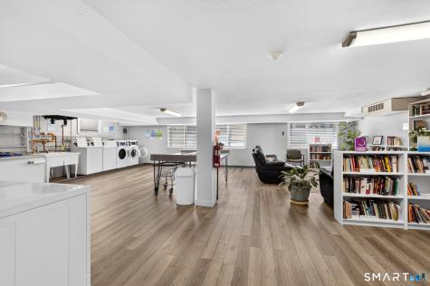 893 Farmington Avenue West Hartford CT 06119
