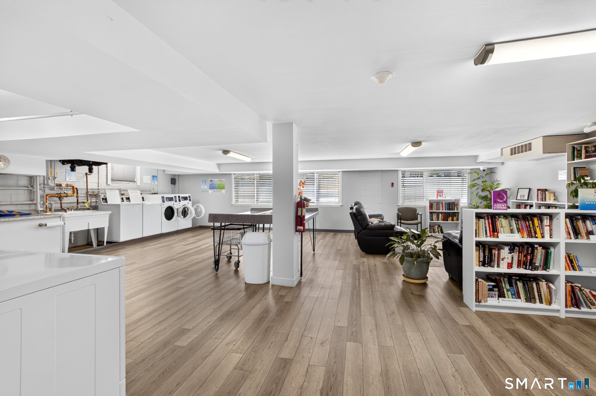 893 Farmington Avenue West Hartford CT 06119