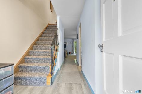 104 Moylan Court Newington CT 06111