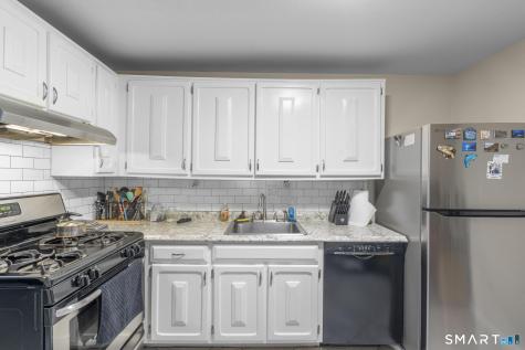 104 Moylan Court Newington CT 06111