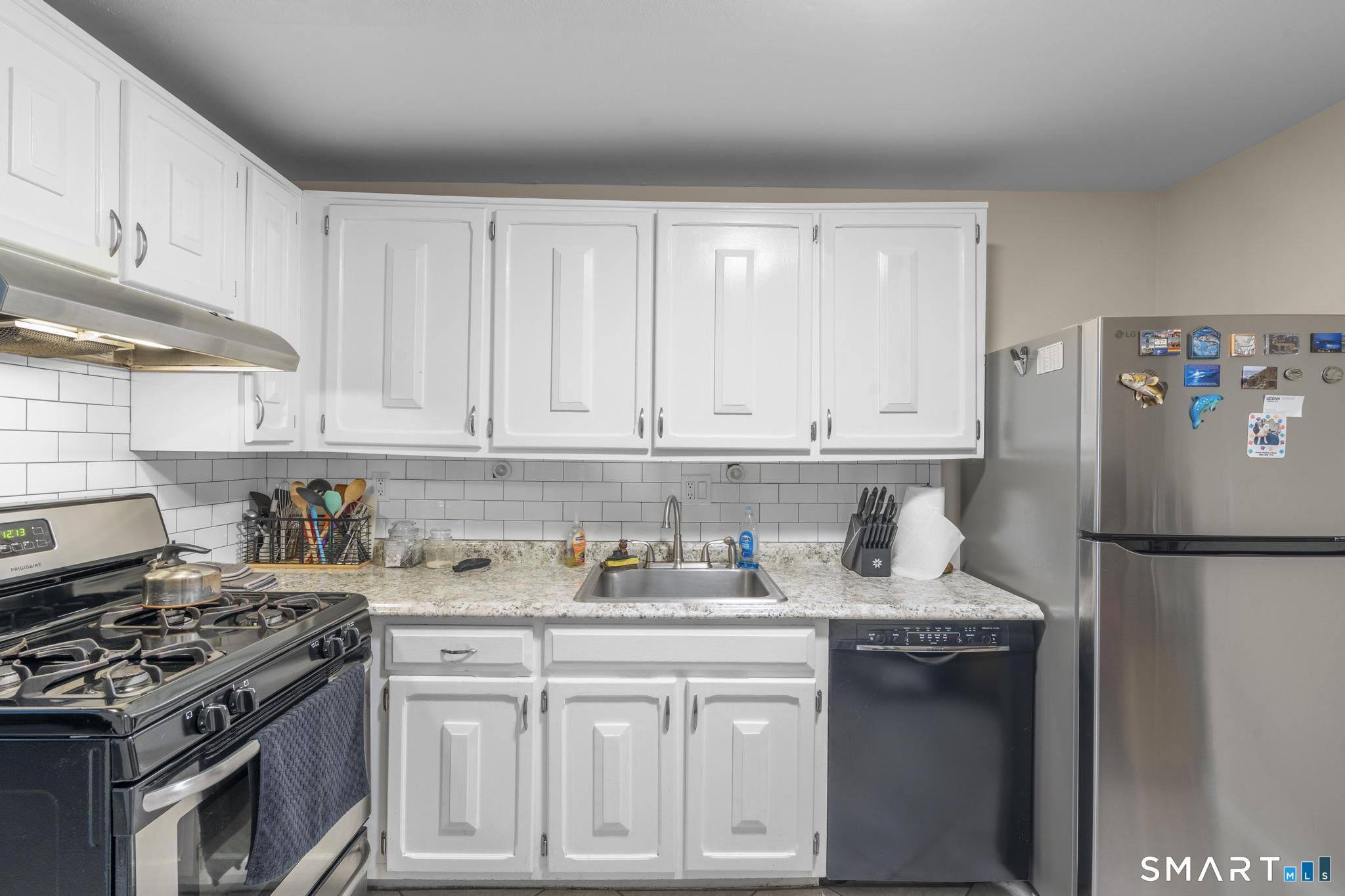 104 Moylan Court Newington CT 06111
