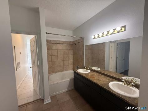 31 High Street East Hartford CT 06118
