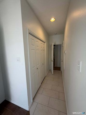 31 High Street East Hartford CT 06118