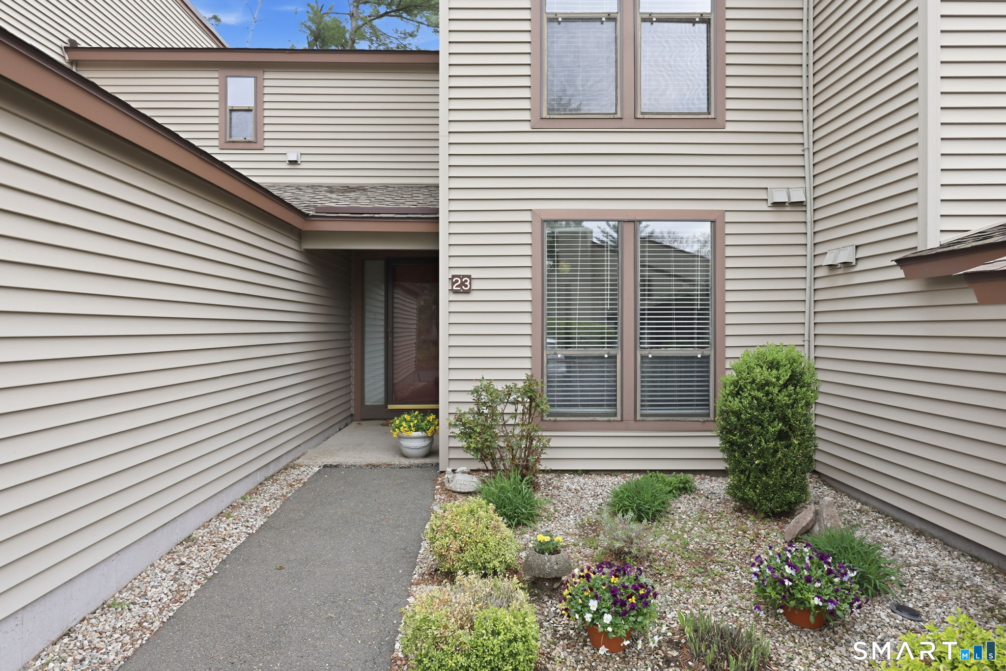 23 Maple Lane Avon CT 06001