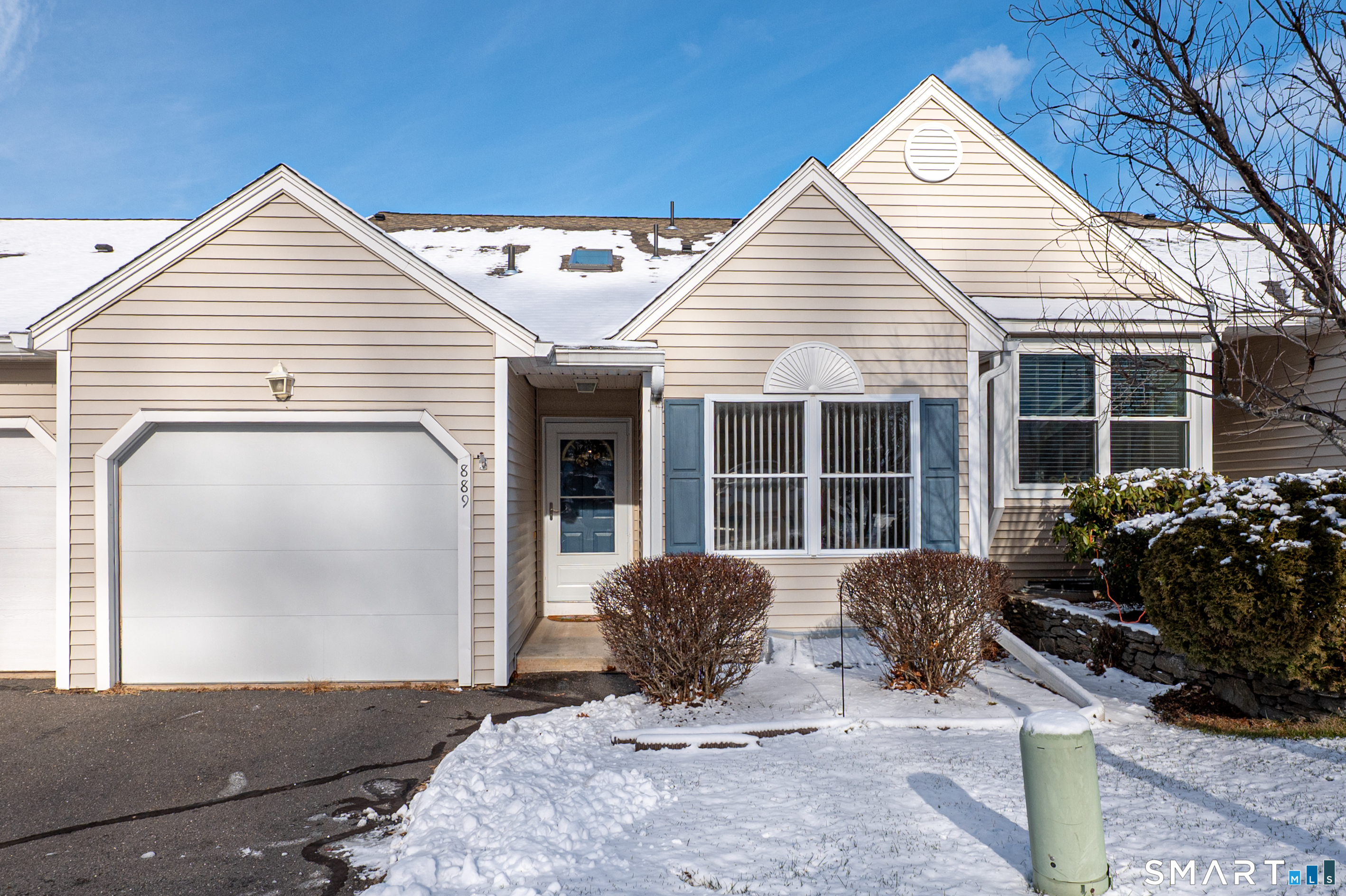 889 Glacier Way Southington CT 06489