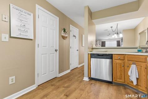 53 Manorwood Drive Branford CT 06405