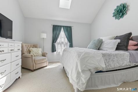 53 Manorwood Drive Branford CT 06405