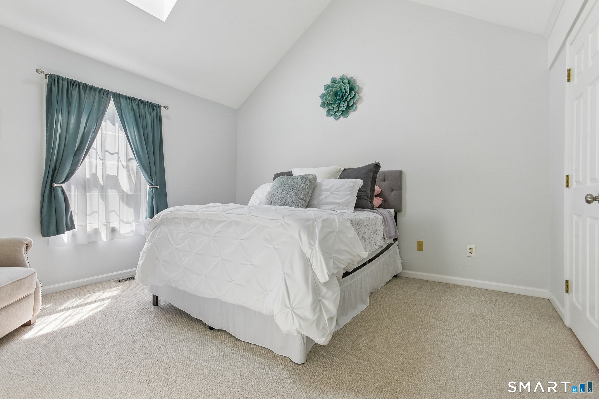 53 Manorwood Drive Branford CT 06405