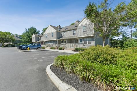 53 Manorwood Drive Branford CT 06405