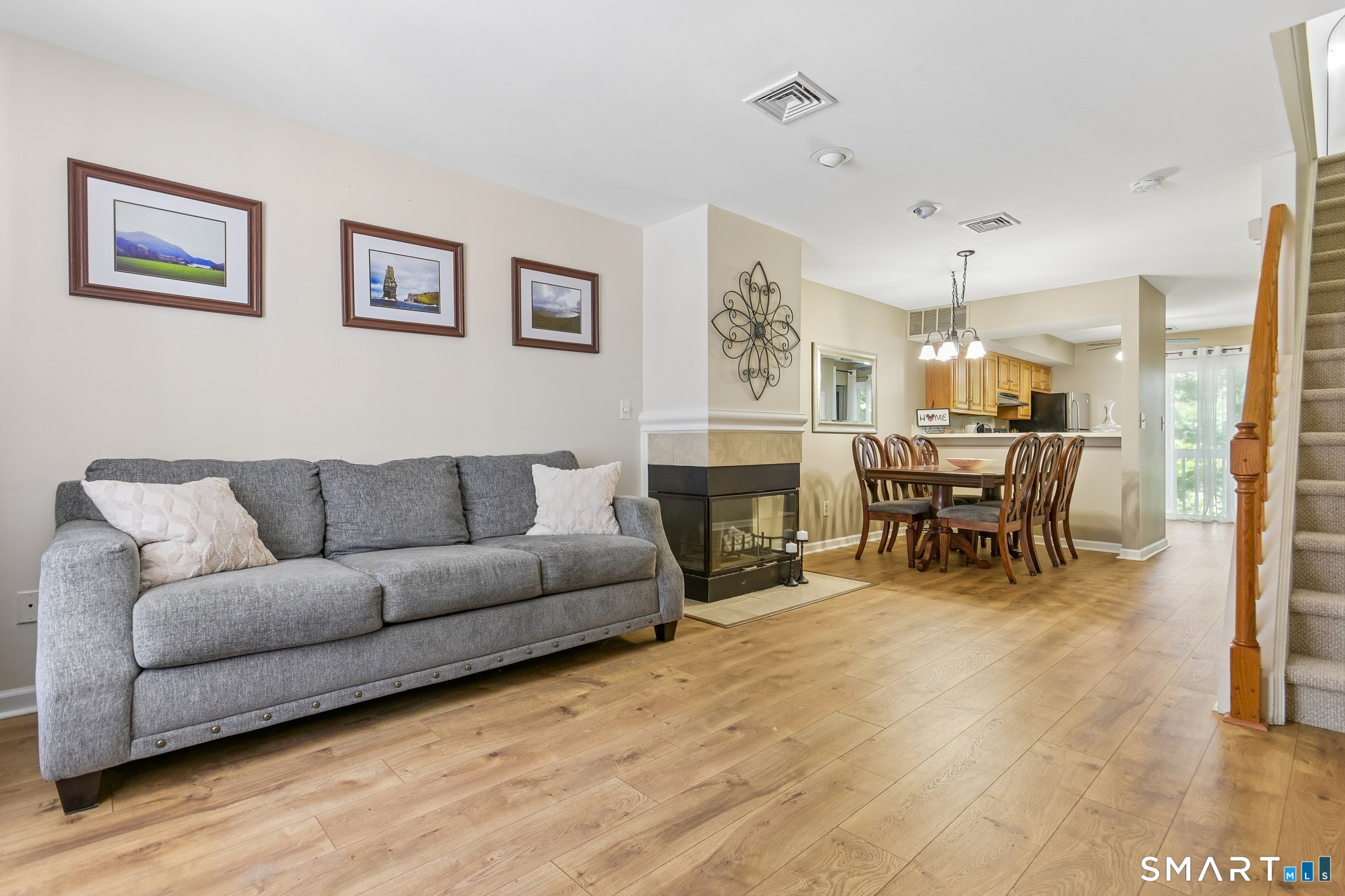 53 Manorwood Drive Branford CT 06405