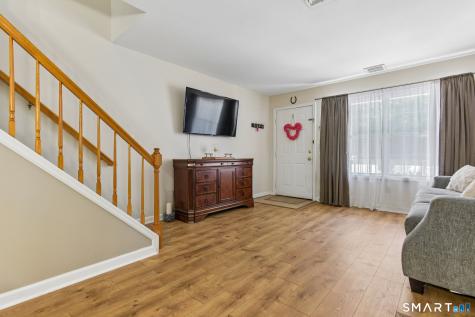 53 Manorwood Drive Branford CT 06405