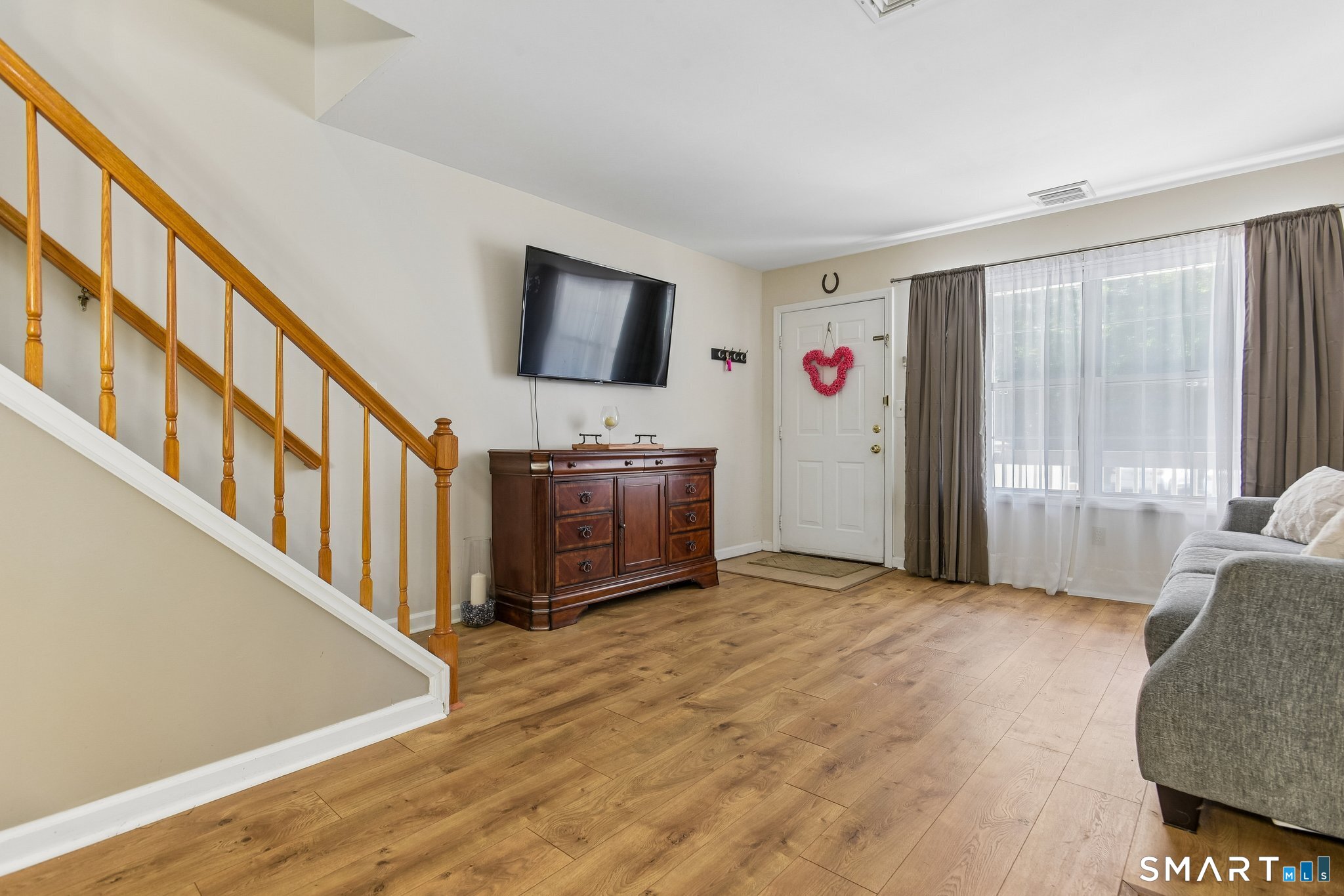 53 Manorwood Drive Branford CT 06405