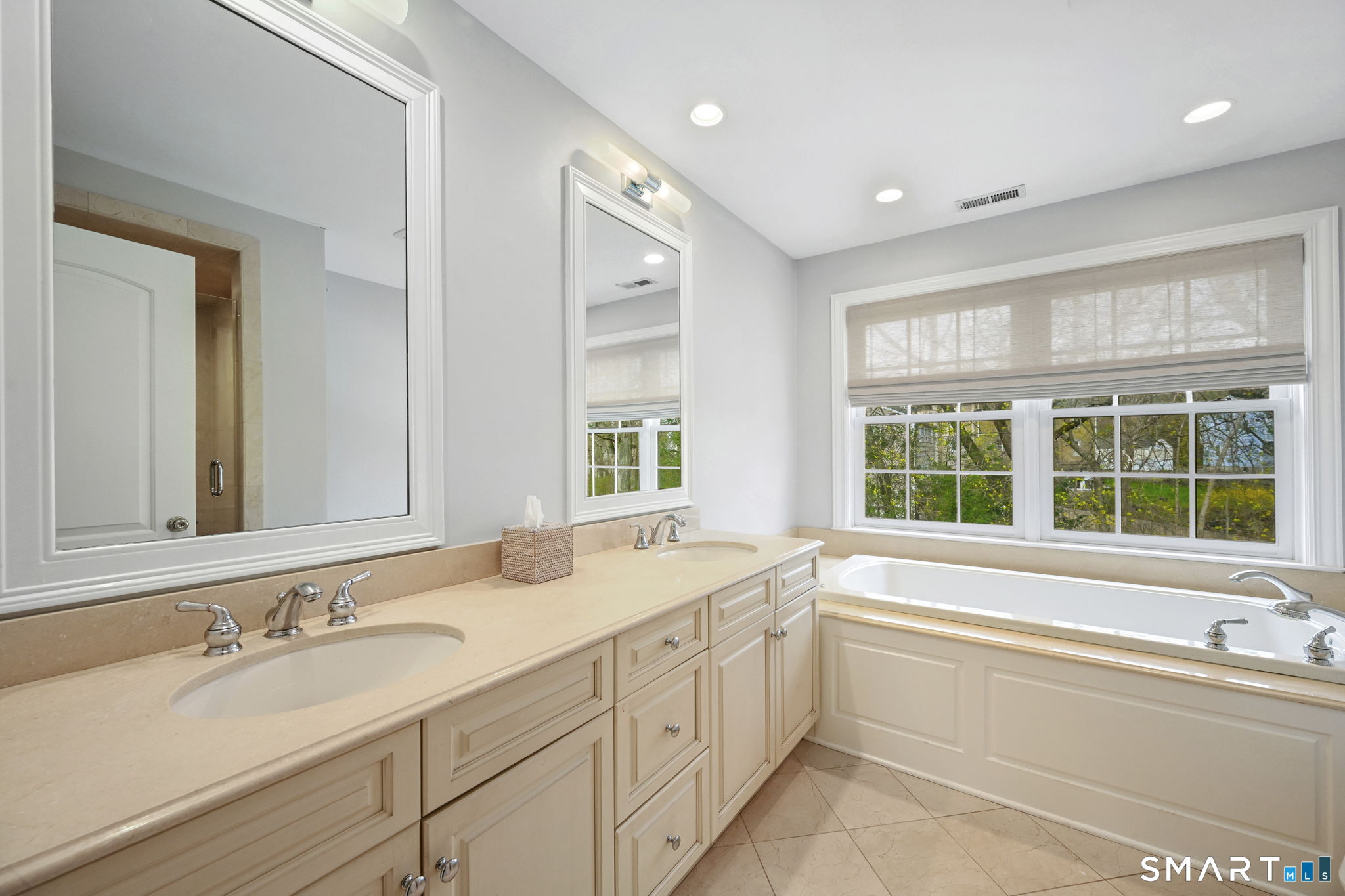 72 Summer Street New Canaan CT 06840