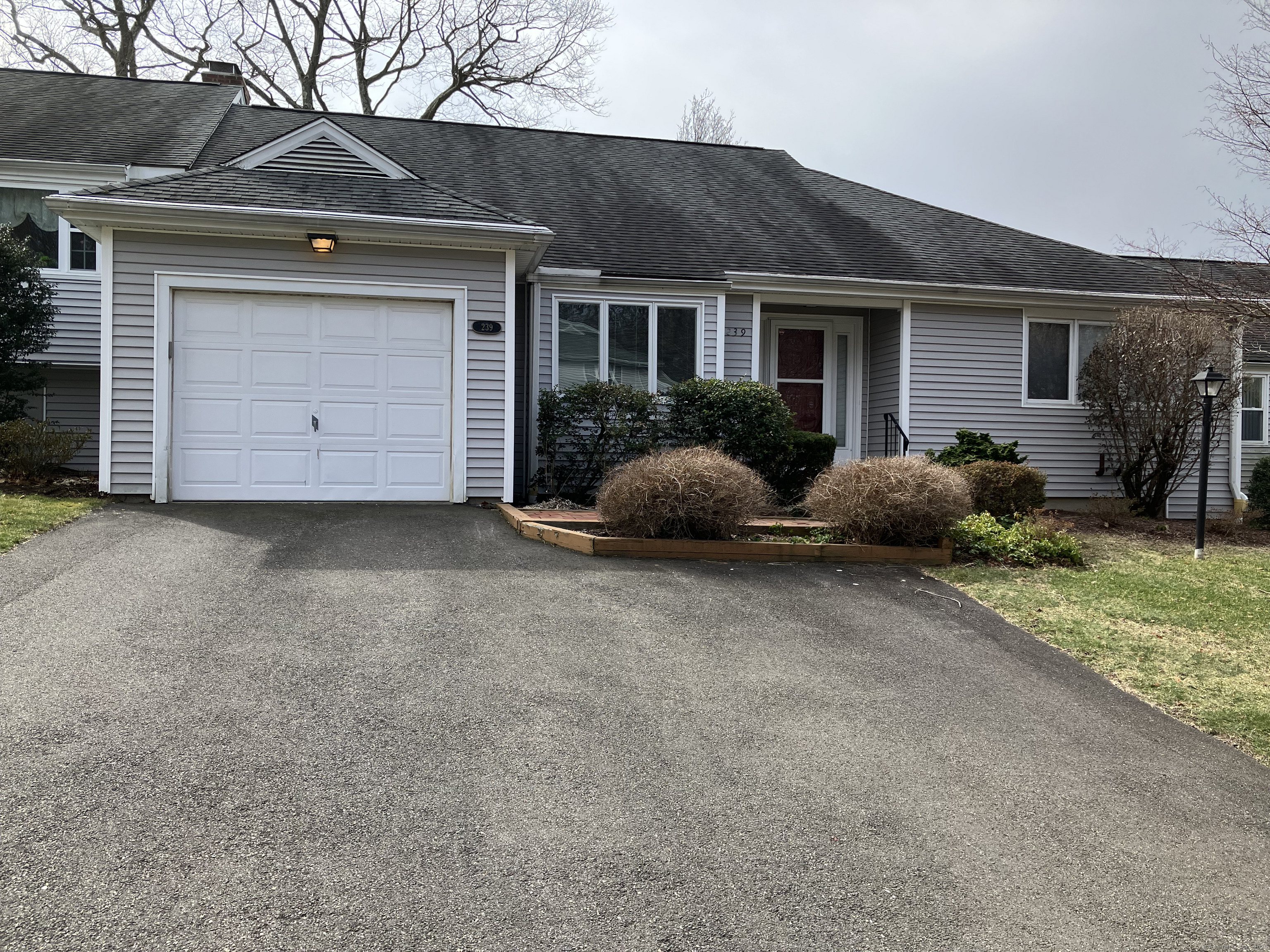 239 Deer Run Shelton CT 06484