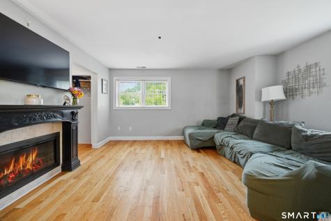 2 Stetson Place Danbury CT 06811