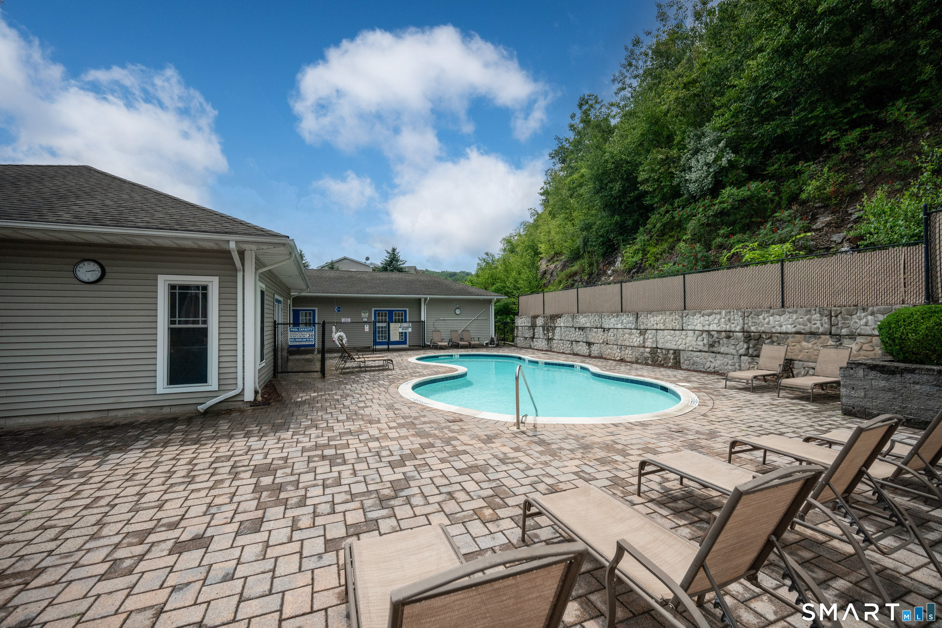 2 Stetson Place Danbury CT 06811