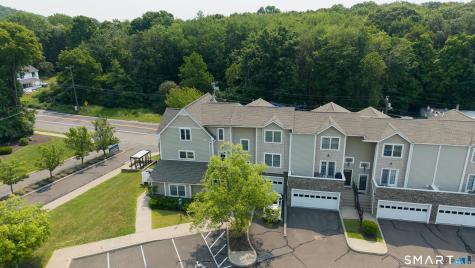 2 Stetson Place Danbury CT 06811
