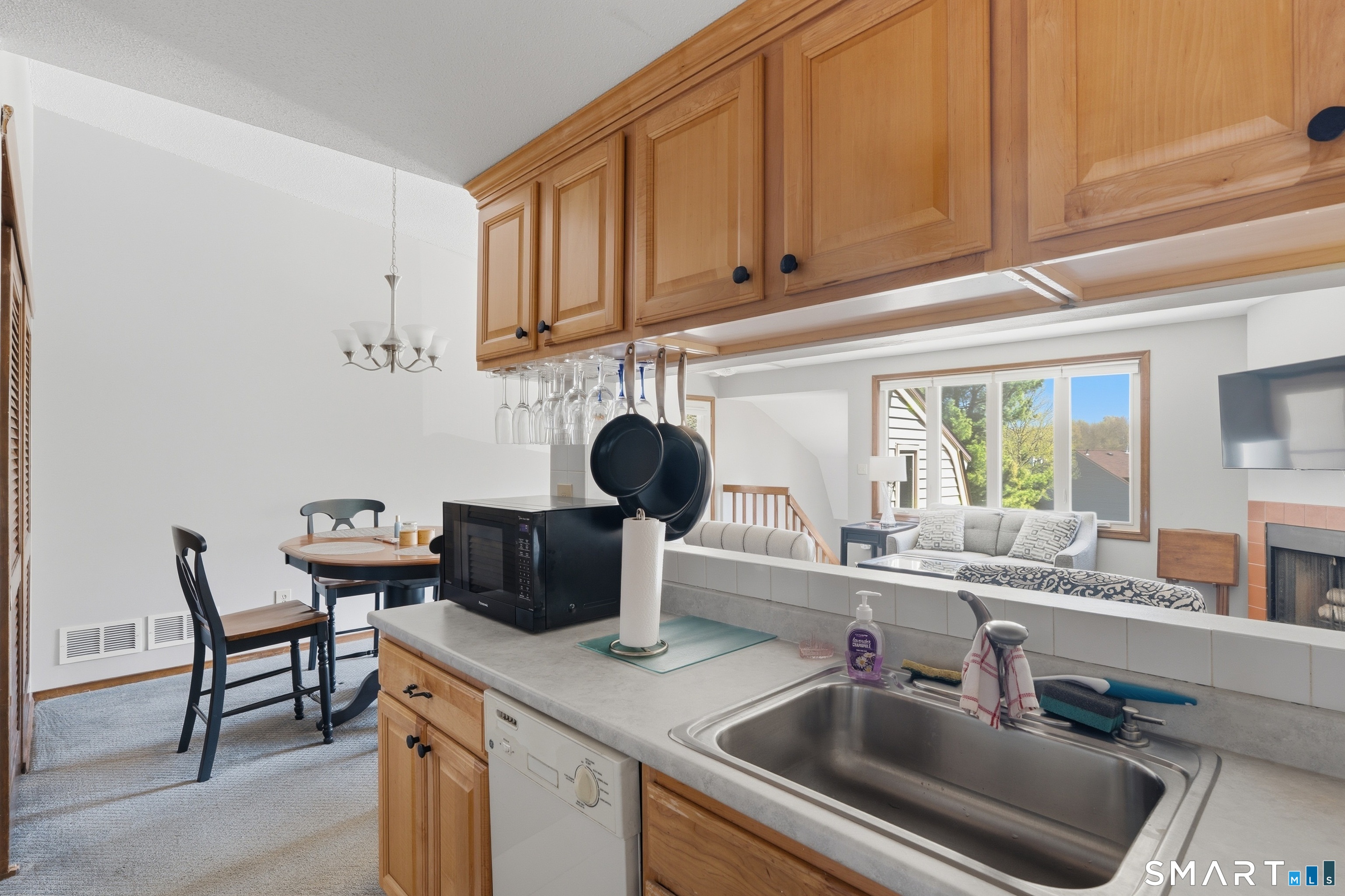 80 Little Oak Lane Rocky Hill CT 06067