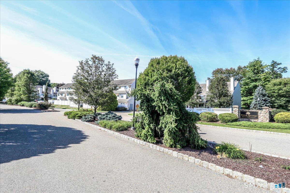 178 Willow Springs New Milford CT 06776