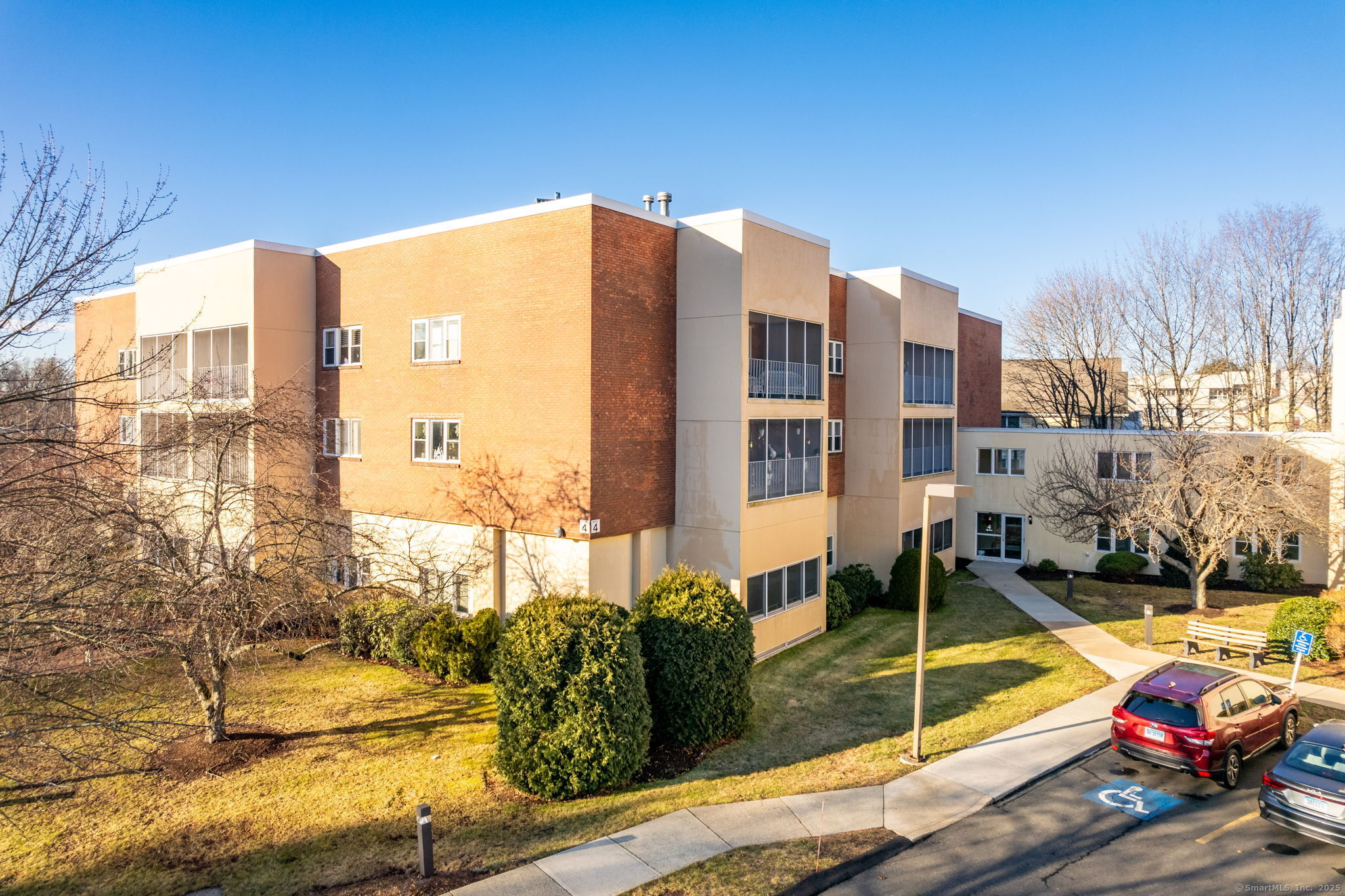 75 Washington Avenue Hamden CT 06518