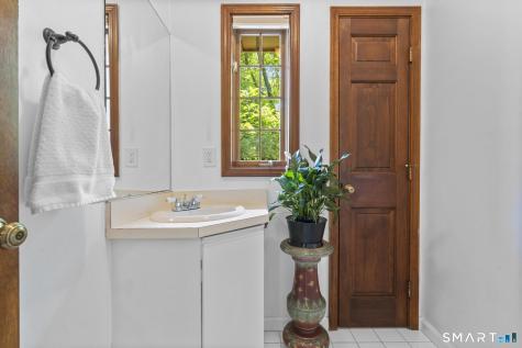 25 Tamarac Ridge Circle Shelton CT 06484