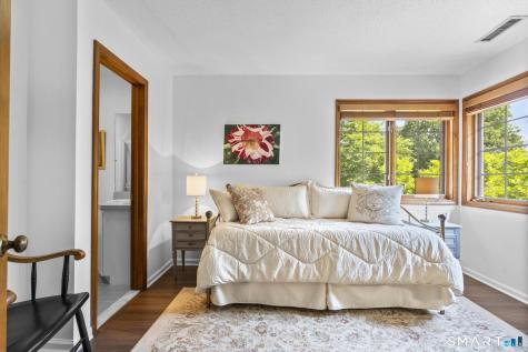 25 Tamarac Ridge Circle Shelton CT 06484