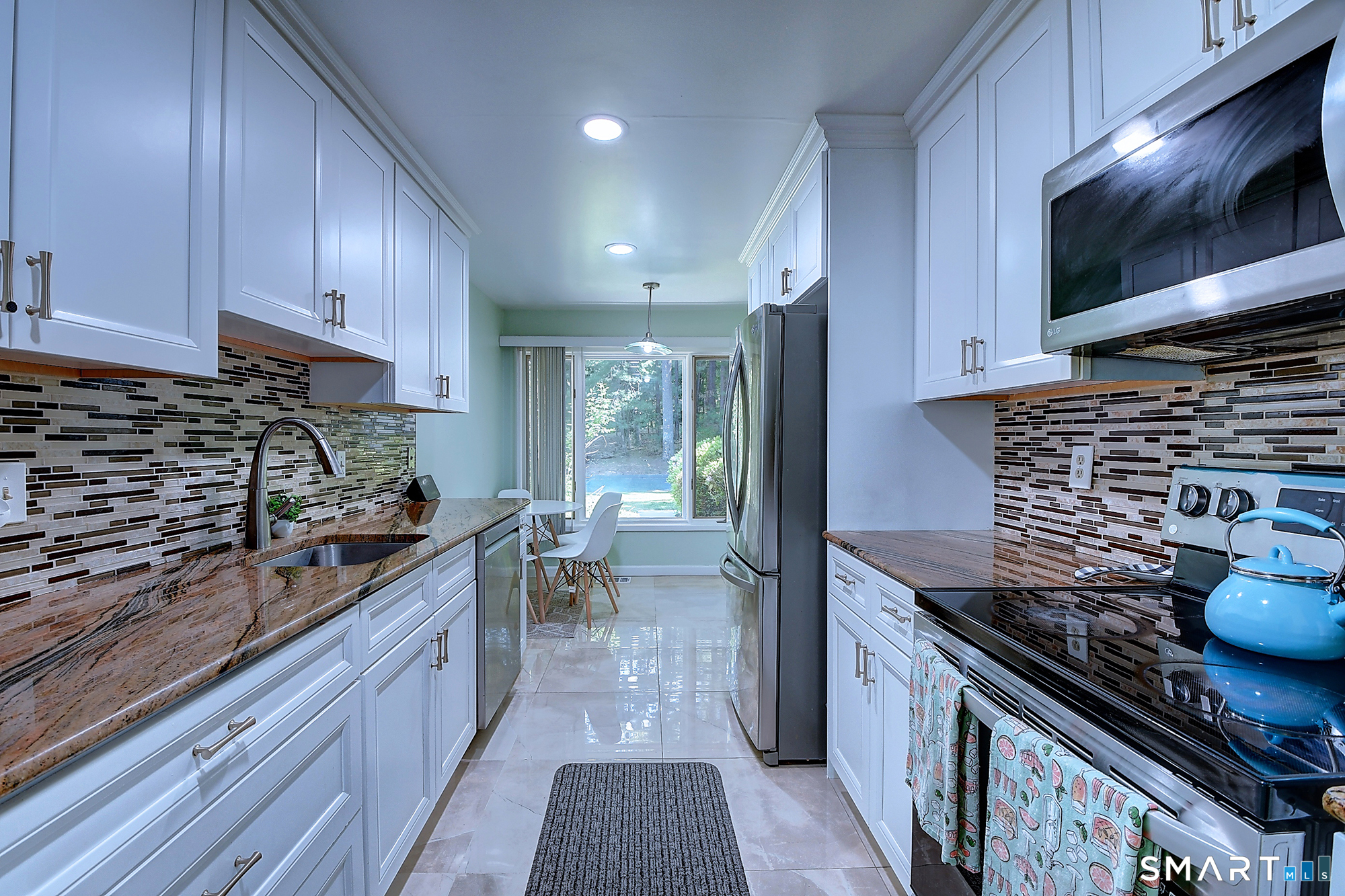 6 Spyglass Drive Avon CT 06001