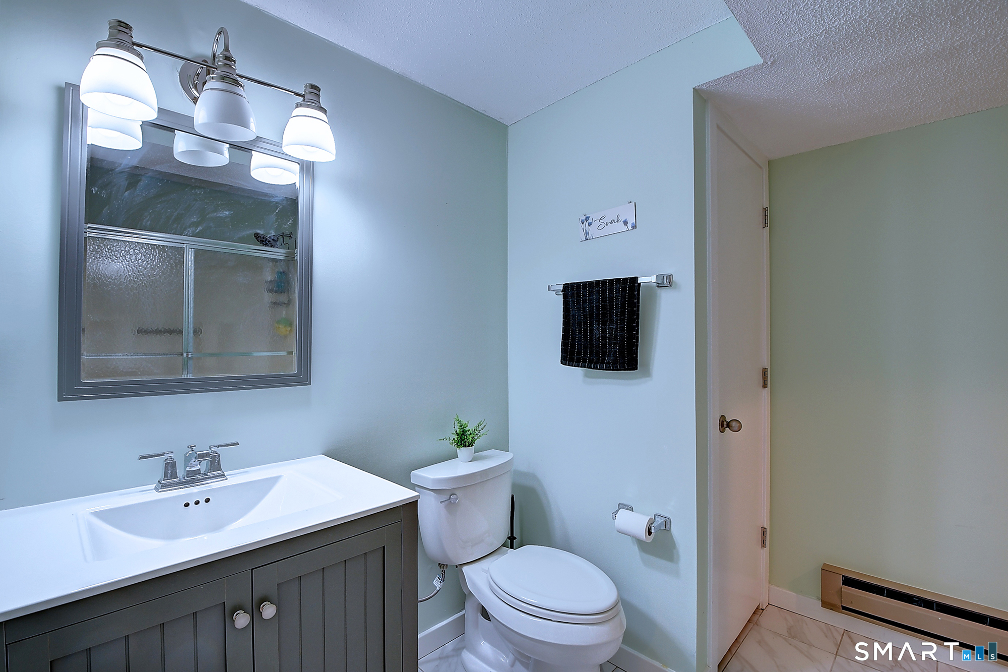 6 Spyglass Drive Avon CT 06001