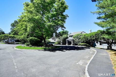 6 Spyglass Drive Avon CT 06001