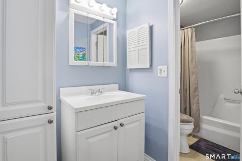 18 Heather Ridge Shelton CT 06484