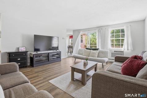18 Heather Ridge Shelton CT 06484