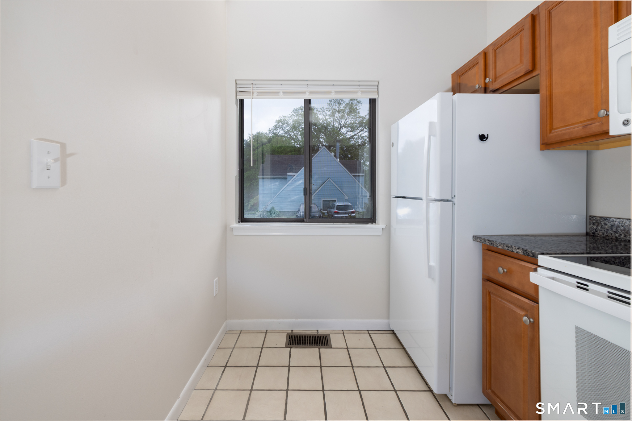 7 Lilac Lane Farmington CT 06032