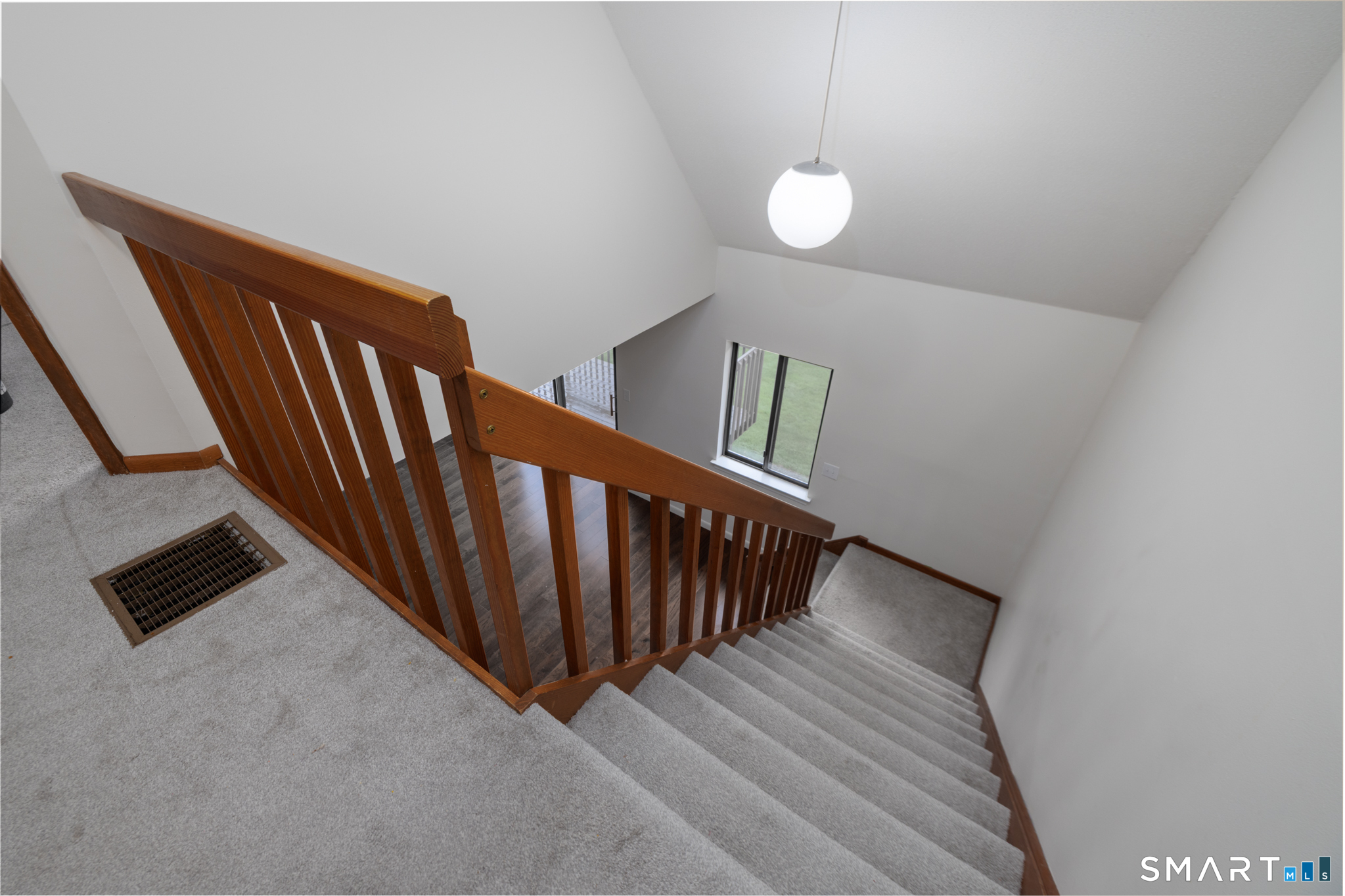 7 Lilac Lane Farmington CT 06032