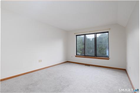 7 Lilac Lane Farmington CT 06032