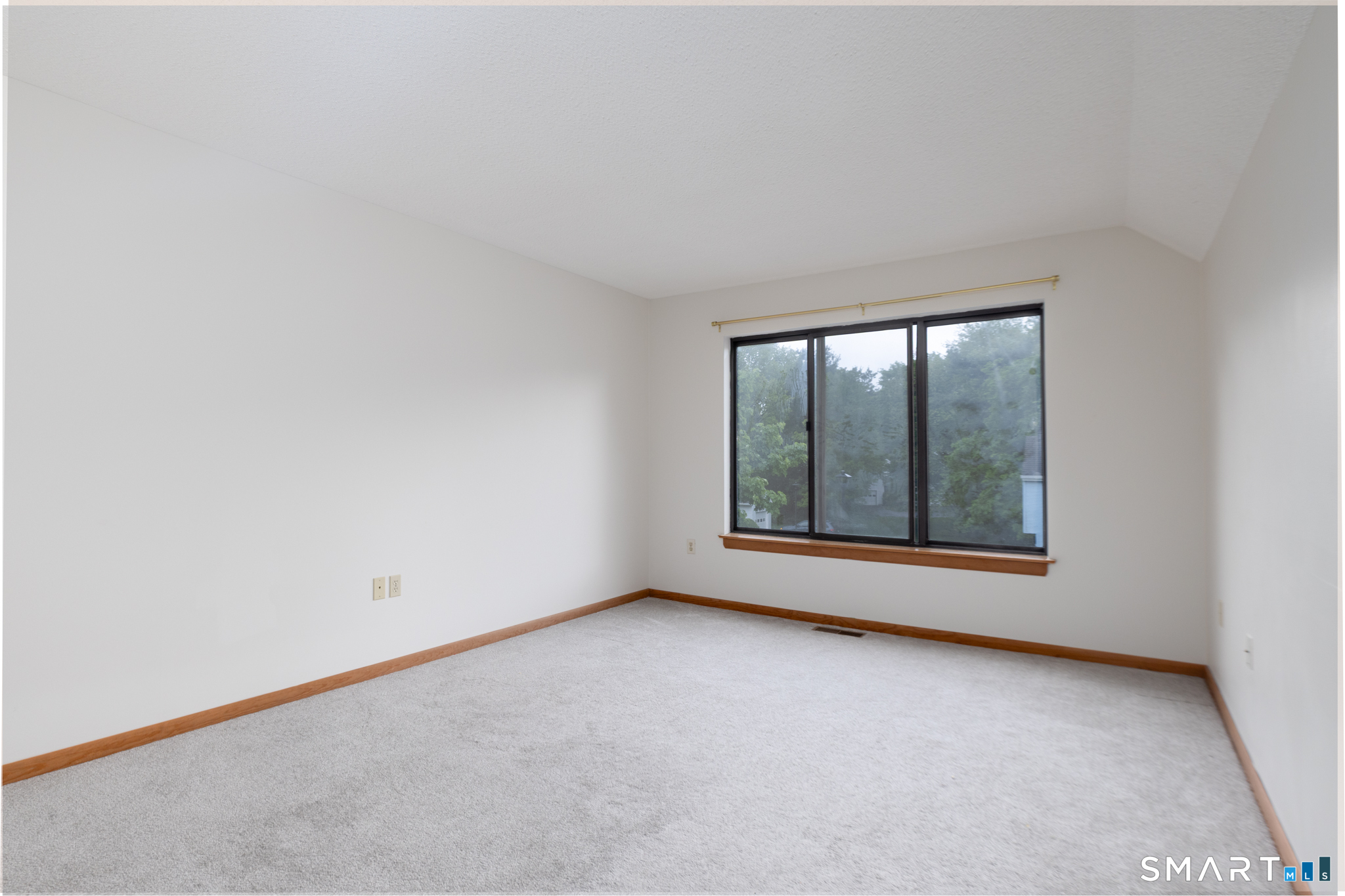 7 Lilac Lane Farmington CT 06032
